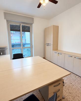 CORSICO Ufficio privato arredato  euro 500 mese