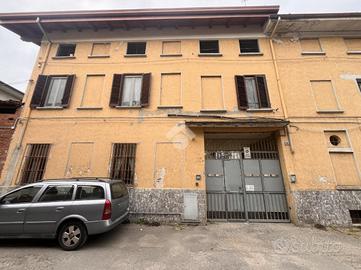 2 LOCALI A GALLIATE