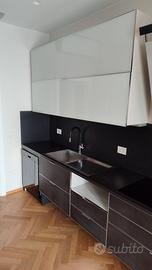 Mobilio cucina componibile Maiullari nera 
