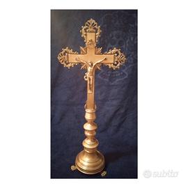 crocifisso d'appoggio anni 40, da Altare 