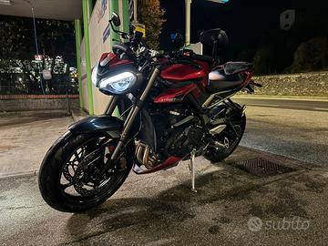 Triumph Street Triple 765 RS 2023