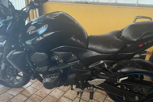 Kawasaky Z750