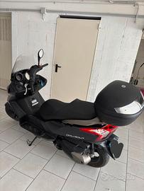 Kymco Downtown 300