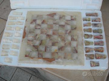 Scacchiera in marmo-onice