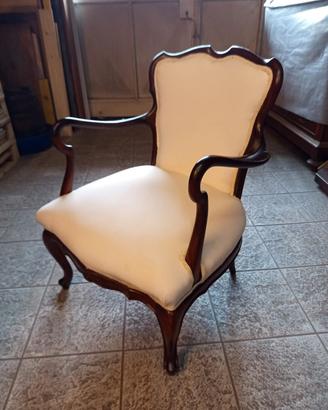 poltrona d epoca in noce