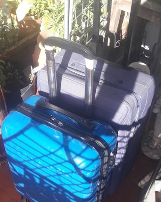trolley delsey h57 p23  l37 vespa  h54 p20 l36