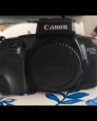 Canon EOS 750 Reflex Analogica 35mm