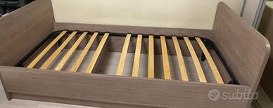 Letto singolo con rete a doghe