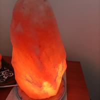 lampada di sale dell"Himalaya  da tavolino 