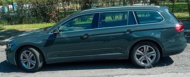 VOLKSWAGEN Passat 8ª serie - 2020