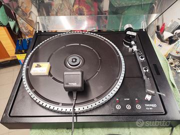 Giradischi Thorens TD104.