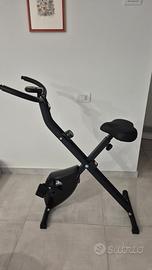 Cyclette pieghevole e leggera