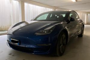 TESLA MODEL 3 LONG RANGE