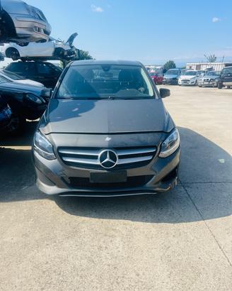 Mercedes b