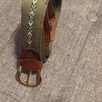 Cintura uomo in tessuto verde e cuoio