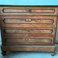 CASSETTIERA / COMÒ IN LEGNO