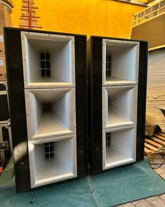 Outline Tripla mk2 9075