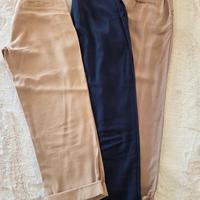 set di 3 pantaloni blu, beige, camello