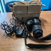 Nikon D3000 con borsa