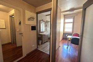 NEGOZIO A MONCALIERI