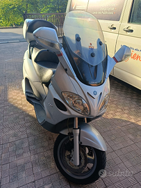 Piaggio X9