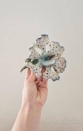 Fiore in ceramica Capodimonte 