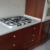 Cucina completa di elettrodomestici tranne il frig