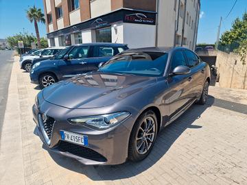 Alfa Romeo Giulia 2.2 Turbodiesel 160 CV AT8 Execu