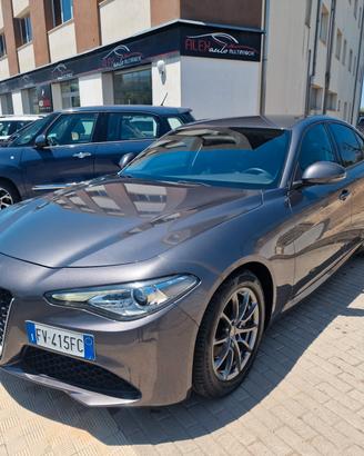 Alfa Romeo Giulia 2.2 Turbodiesel 160 CV AT8 Execu