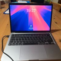 Mac Book Pro M1 8GB