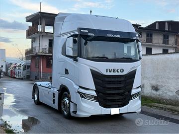Iveco s way 570 e6 2022 intarder c.lega carene