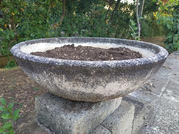 Vaso in cemento granulato