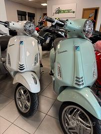 Vespa Primavera 150 2025 bianco o verde