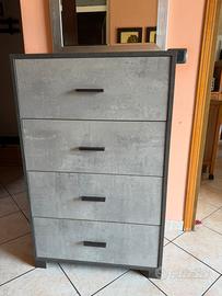 Cassettiera ampia come nuova