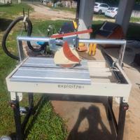 tagliapiastrelle elettrica