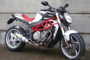 MV Agusta Brutale 910 s del 2006 compreso trapasso