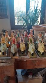 Statuine artigianali ceramica "ragazza in Vespa"