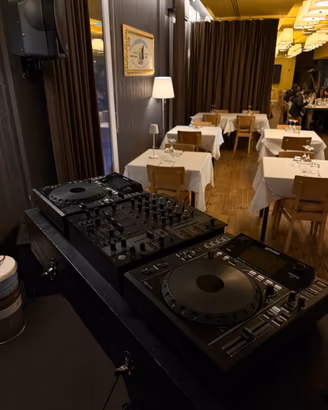 Console Dj completa Gemini + Behringer