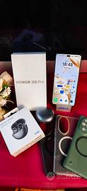 Honor 200 pro con cuffie 