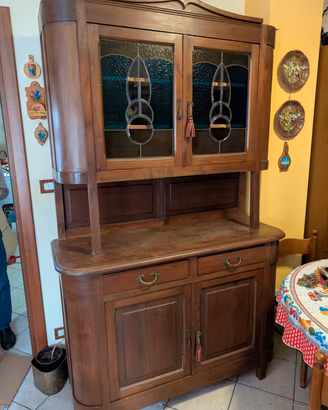 Credenza antica 