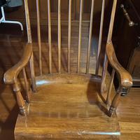 Sedia a dondolo in legno