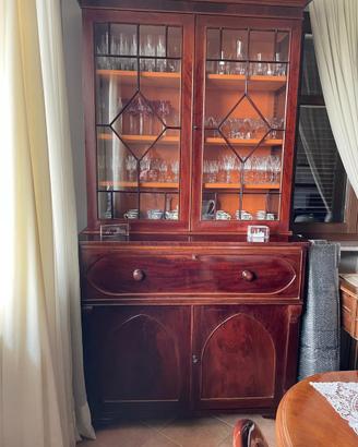 Credenza