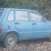  Fiat uno in buone condizioni 
