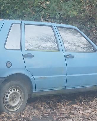  Fiat uno in buone condizioni 