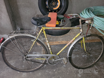Bicicletta vecchia anni 70