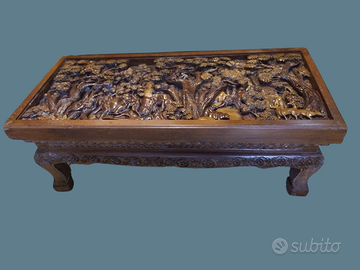 tavolino da thè intagliato a mano