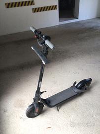 Monopattino Ninebot F25E