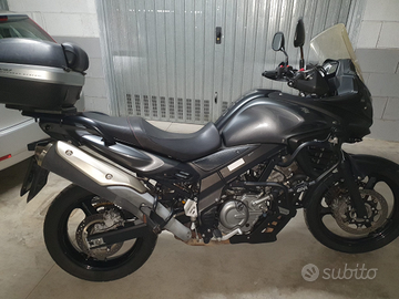 SUZUKI V-STORM 650cc anno 2014