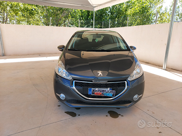 Peugeot 208 1.2 full optional x neopatentati