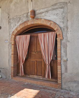 AP242 - Appartamento arredato con ingresso indipen